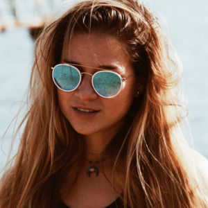 Meet your Posher, Camille